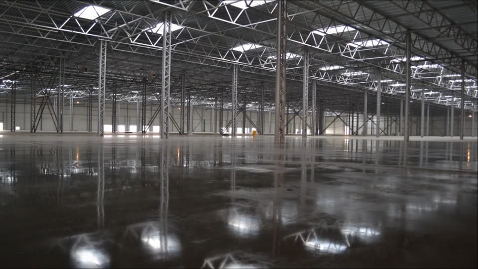 Топпинговый пол · 23500 м² · склад · Сеница