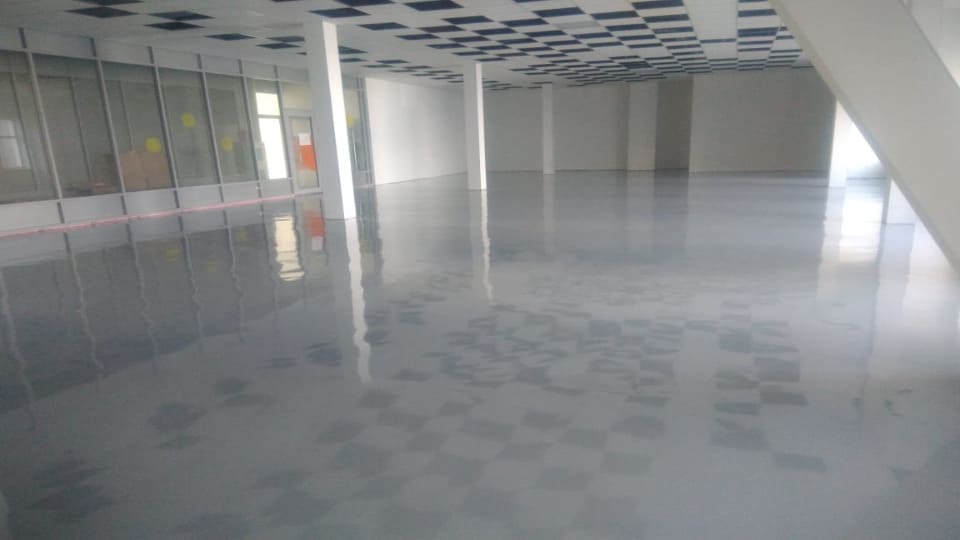 Полимерный пол 270 м², административное здание, Москва — после