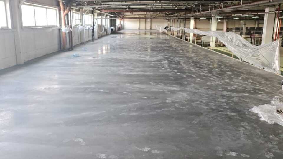 Топпинговый пол · 432 м² · завод · Дорохово