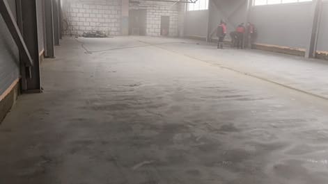 Топпинговый пол, цех в Узловском районе — Нарезка усадочных швов