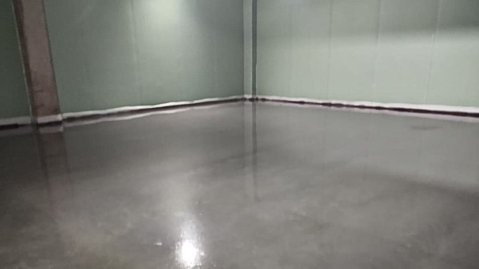 Топпинговый пол 104 м², производство, Лотошино — после