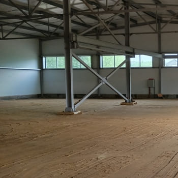Топпинговый пол 1152 м², производство, Сельхозтехника — до