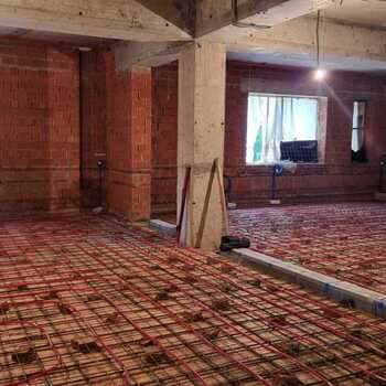 Топпинговый пол 977.52 м², административное здание — до