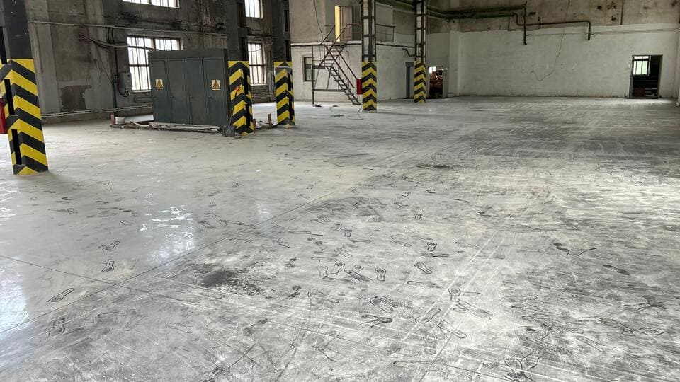 Топпинговый пол 597 м², автосервис, Ленинский — после