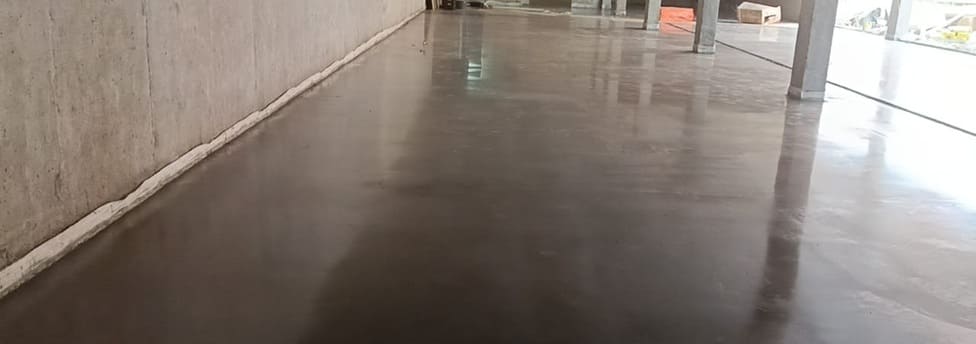 Топпинговый пол · 496 м² · автосервис · Подольск