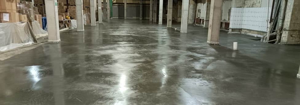 Топпинговый пол · 627.7 м² · склад · г. Москва. ш. Фрезер